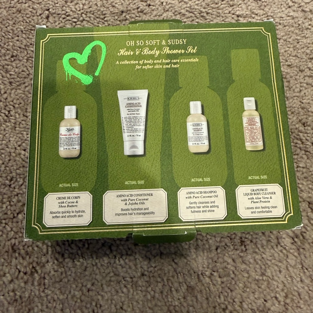 Kiehl's Bath & Hair Set - Picture 2 of 2